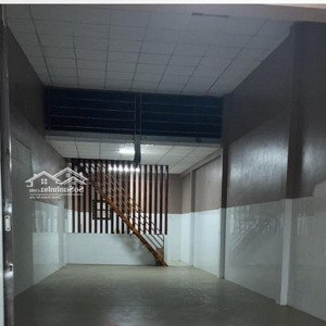 cho thuê nhà mặt tiền buôn bán kinh doanh. phường 5 chân cầu tổng quẩn