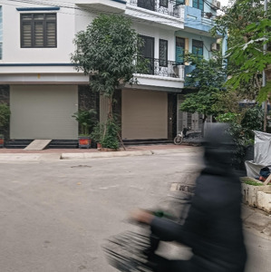 hoa hậu quyết thắng hà đông, 52 m2 , 3 tầng, 8,7 tỷ, ô tô 16 chỗ đỗ cửa, kinh doanh đỉnh.