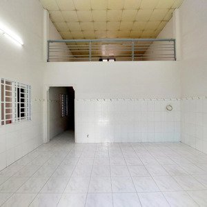 chính chủ cho thuê nhà tại dĩ an, gần đường thống nhất, trường tiểu học bình an. liên hệ 0907654579