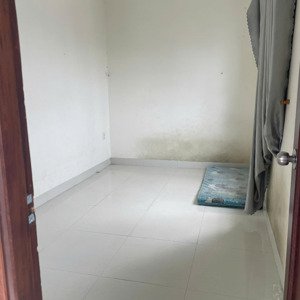 cho thuê nguyên tầng 4 tòa căn hộ diện tích sử dụng 130m2