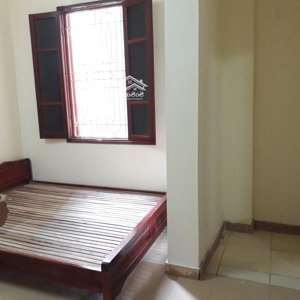 cho thuê phòng ngõ 594 đường láng, 25m2, wc khép kín, full đồ