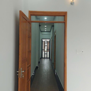 nhà shr-90m2. 4 pn. đường nhựa như hình