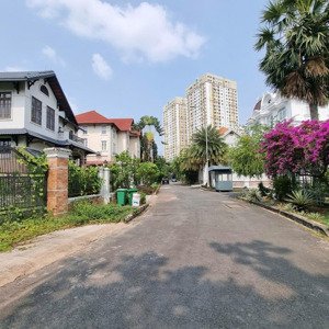 đất biệt thự tự xây - góc 2 mt khu biệt thự cao cấp như âu châu. thảo điền.