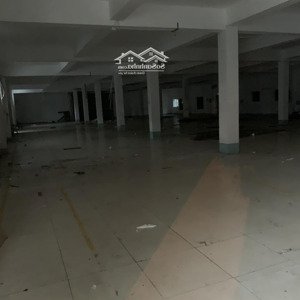 hàng hiếm! bán gần 3000m2 xưởng tại khoái châu, hưng yên. xe container vào đất