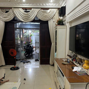 cần cho thuê nhà ngô tất tố, p22 dtsd: 200m2 3 tầng 3pn3wc hẻm ô tô 8m chỉ 16tr/tháng