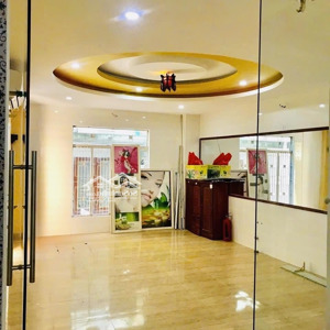 gấp bán mặt tiền kinh doanh nguyễn hoàng - hải châu 2 - 4 tầng chỉ nhỉnh 8 tỷ