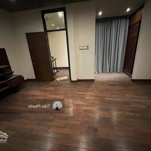 cho thuê biệt thự 262 huỳnh văn bánh phường 11 quận phú nhuận dt: 10x20m 1 trệt 3 lầu 7 phòng