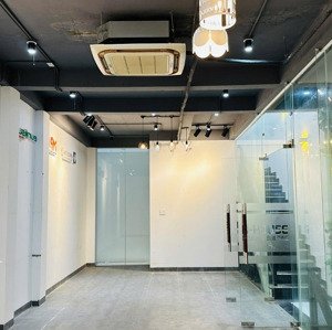cho thuê nhà 3 tầng kinh doanh đường điện biên phủ - vĩnh hoà - nha trang .