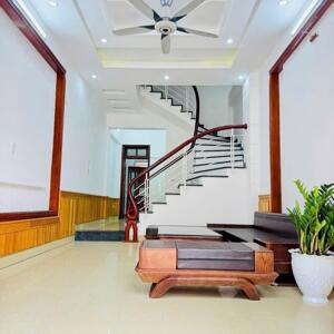 Cần Bán Gấp Nhà 4 Tầng Mặt Phố Chương Dương Chỉ 4,3 Tỷ