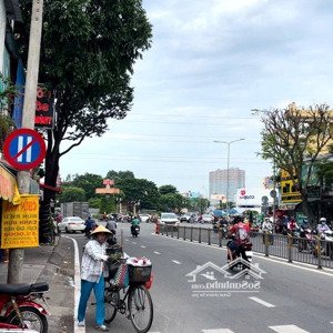 bán biệt thự sân vườn 206m2 - nguyễn văn luông q. 6 - ngay vòng xoay phú lâm