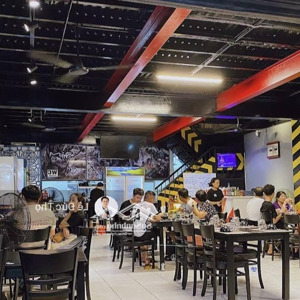 cho thuê nhà mặt tiền bạch đằng gần chợ xóm mới, ngang 7.2m dài 20m