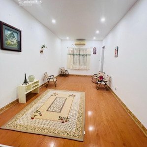 chính chủ bán căn hộ tập thể công ty giống cây trồng ngõ 1194 đường láng