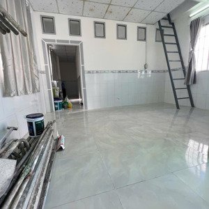 Nhà Cho Thuê Mới, Nhà Có Gác Lửng
