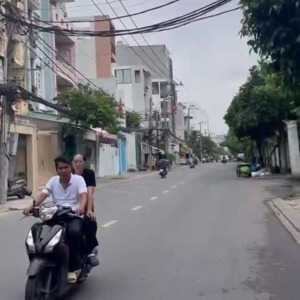 bán nhà mặt tiền tôn thất thuyết quận 4
