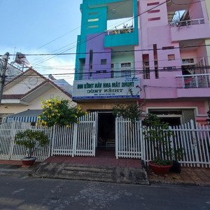 Nhà 1 Trệt 2 Lầu Hoàn Công Mặt Tiền Sư Vạn Hạnh - Long Xuyên, 201m2, Giá Tốt