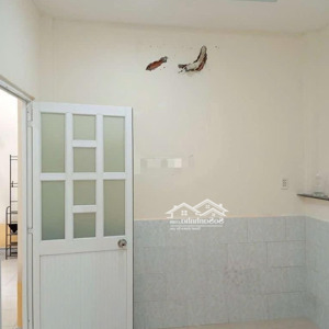 cho thuê nhà hẻm 3m đường 100 bình thới p. 14 quận 11 giá 7,5 triệu 32,5m2