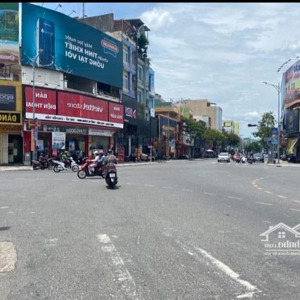 bán nhà mặt tiền phố kinh doanh thời trang bậc nhất đà nẵng đường lê duẩn giá đầu tư