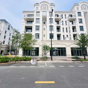 bán lỗ shophouse swanbay zone 6 kế góc rất đẹp mặt tiền đường lớn giá chỉ 38,7tr/m2