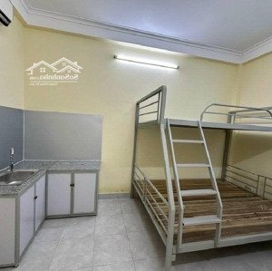 ccmini mặt ngõ lô góc ôtô ngõ thông 10 phòng khép kín trung tâm quận hà đông 150m ra các trường đh
