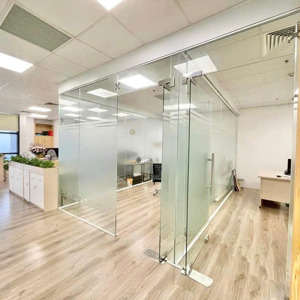 cho thuê văn phòng đường nguyễn văn trỗi , dt 120m2, 160m2, 250m2. tòa mới xây, sang trọng, thoáng