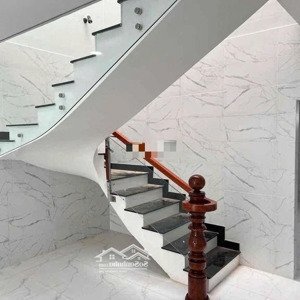 cho thuê nhà hẻm 10m nguyễn ngọc cung p.16 quận 8 giá 11 triệu - 64m.