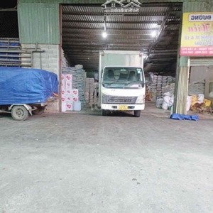 Cho Thuê Kho: 100m2; 200m2; 300m2; 480m2 - 110k/m2 /th, đường Container Vào