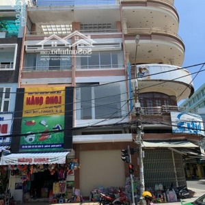 cần bán nhà 5 tầng đường hùng vương - giá bán: 19 tỷ - vị trí đẹp, dt:82m2