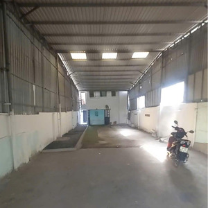 bán kho nhà xưởng. dt, 200m2. f, thạnh lộc. đường xe tải thông. q,12. cao 2 tầng. giá 4xtỷ.