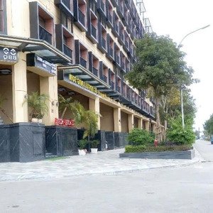 bán nhà phố 5 tầng khu đô thị diamond park lạng sơn. giá cắt lỗ. lh 0867.313.919