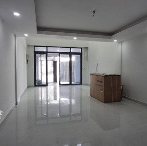 Bán Nhà Phố Ngay Trung Tâm Tp. Long Xuyên - Cơ Quan Hành Chính Tp Cách 50m Tiện Làm Văn Phòng Cty