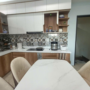 bán nhà mặt tiền lý thái tông, dt 97m2 nhà 3 tầng gần biển