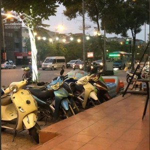 cho thuê cửa hàng mặt phố ngô gia tự, long biên