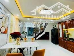 Bán nhà hẻm xe tải Nguyễn Chí Thanh, P.7, Q.10 DT: 4,5x25m cấp 4 giá: 16.5 Tỷ TL