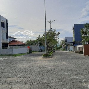Cần Bán 2 Lô Liền Kề Phố đi Bộ đường Trần Thánh Tông- Kdc Adb Mới - Tam Kỳ. Lh 0932 152 747