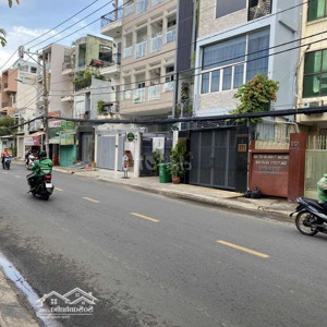 bán nhà mặt tiền đường tôn thất thuyết ngang 4,5m vuông vức nở hậu