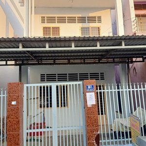Cho Thuê Nhà Thị Trấn An Thới Gần Biển, 1 Trệt Một Lầu 3pn - Dtxd 100m2 4 Mặt Thoáng