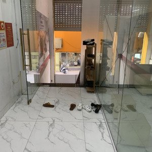 cho thuê mặt bằng kinh doanh sàn văn phòng mặt đường xuân đỉnh sàn t2+3 có lối đi riêng mt lớn