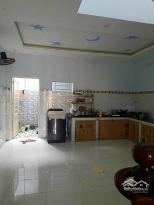 bán gấp trong tết nhà bình chánh , hưng long 635 triệu , sổ hồng riêng