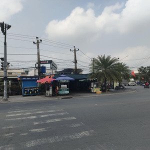 nhà 2 mặt tiền 835a và tuyến tránh ql 50 ngay ngã 4 gia bảo