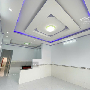 bán gấp nhà mới xây sân xe hơi sổ riêng thổ cư, gần trường thcs thạnh phú, tt 368tr nhận nhà ở ngay