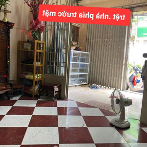 bán nhà hiếm mặt tiền trần hữu trang, q.pn, dt 64,7m2, mt hẻm 5m.