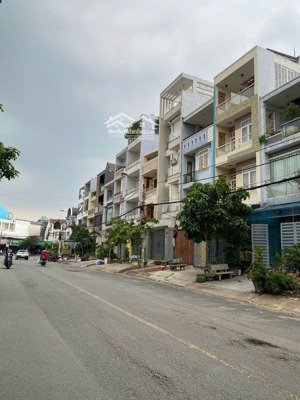 gấp bán nhà riêng mặt tiền kdc bình hưng 81m2 5 tầng rất đẹp giá 11 tỷ tl