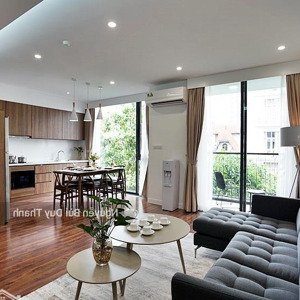 siêu biệt thự lê văn sỹ, q. pn - dt 10x30m trệt 3 lầu hạ 35 tỷ liên hệ 0971829193