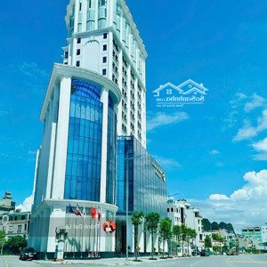 Bán Căn Khách Sạn 5 Sao Hạ Long View Vịnh Ngay Sát Bờ Biển Dt 1800m2, Mt 50m Gần Bãi Tắm Cột 8