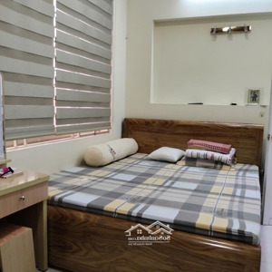cho thuê nhà lương đình của 70m x7t thang máy
