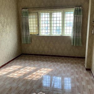 bán chung cư xóm cải 60m2 1.5 tỷ, kế bên ubnd q5