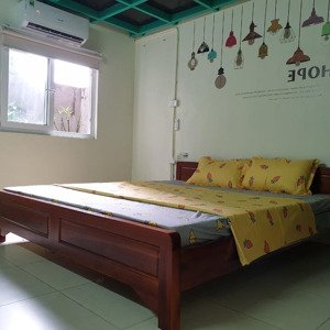 cho thuê nhà trong ngõ thạch bàn, yên tĩnh, an ninh tốt, điều hòa điện nước đầy đủ