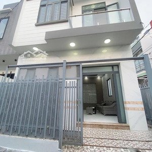 bán nhà lầu mới đẹp sổ hoàn công nhà 2 mặt tiền lộ oto tiện ở kinh doanh nhà gần vincom hùng vương