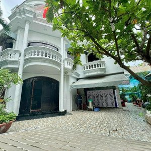 bán biệt thự sân vườn 260m2 (14x19) full thổ - 16 chỗ vivu lâm văn bền quận 7 - chỉ hơn 100tr/m2