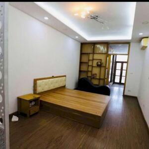 Cho thuê nhà mặt ngõ Hoàng Văn Thái, Thanh Xuân 30m x 5T giá 12tr, full đồ, ở ngay